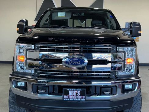 Used 2017 Ford F250 Lariat w/ Lariat Ultimate Package image 3