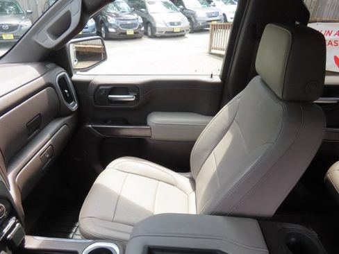 Used 2019 Chevrolet Silverado 1500 LTZ w/ LTZ Plus Package AWD/4WD image 26