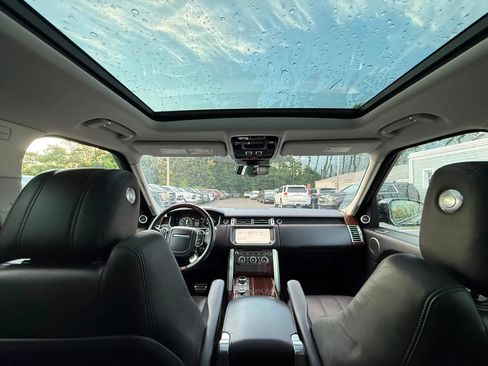 Used 2017 Land Rover Range Rover Supercharged AWD/4WD image 8
