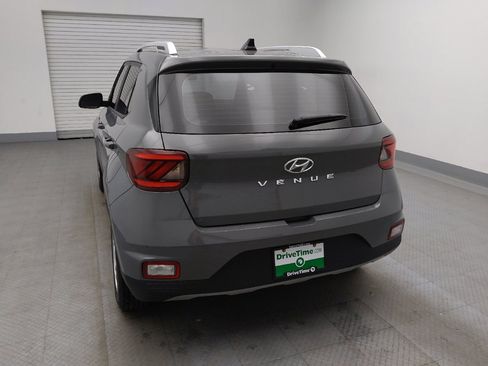 Used 2020 Hyundai Venue SEL w/ Convenience Package FWD image 6