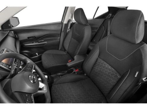 Used 2021 Nissan Kicks S FWD image 12