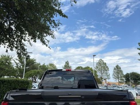 Used 2019 Ford F250 Platinum w/ Platinum Ultimate Package image 3