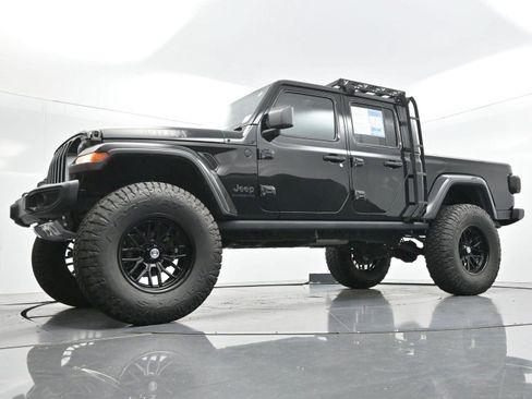 Used 2021 Jeep Gladiator Sport AWD/4WD image 44