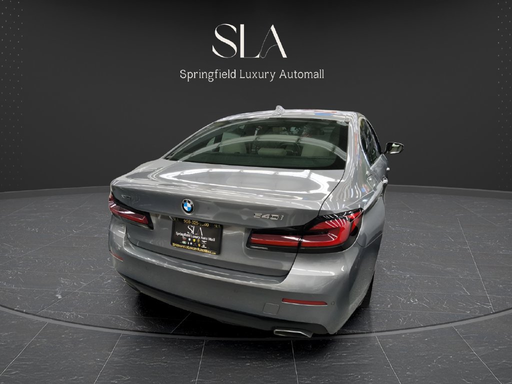 Used 2023 BMW 540i xDrive w/ Executive Package AWD/4WD image 4