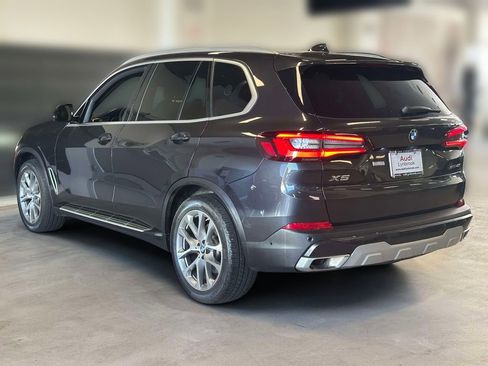 Used 2023 BMW X5 xDrive40i w/ Premium Package AWD/4WD image 6