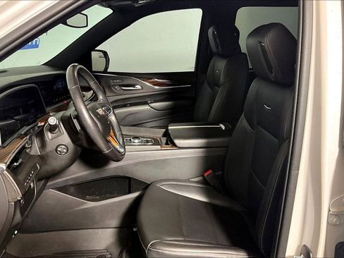 Used 2021 Cadillac Escalade ESV Luxury AWD/4WD image 20