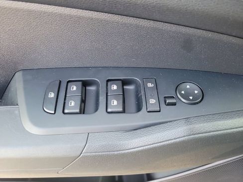 Used 2024 Kia Sportage LX FWD image 14