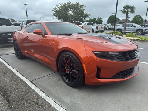 Used 2023 Chevrolet Camaro LT RWD image 2