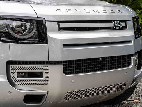 Used 2022 Land Rover Defender 110 XS Edition image 29