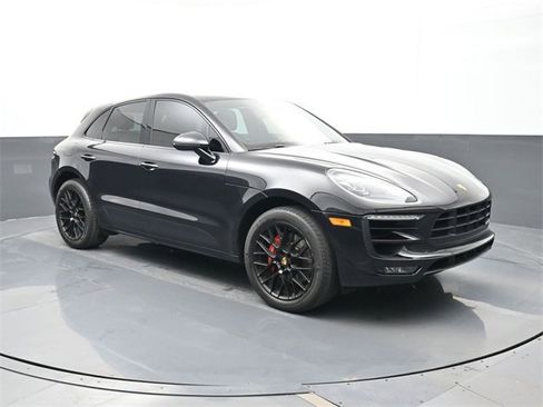 Used 2018 Porsche Macan GTS image 24