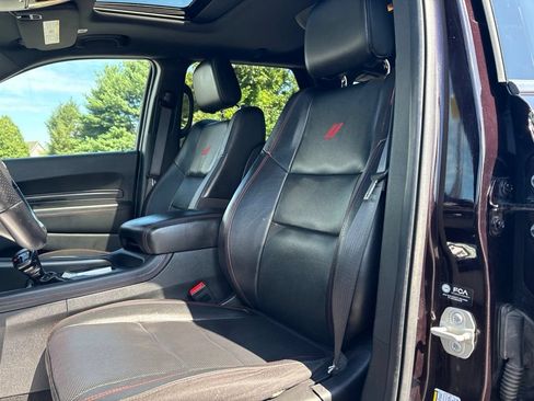 Used 2024 Dodge Durango GT AWD/4WD image 10