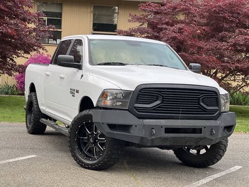 Used 2019 RAM 1500 Classic SLT w/ Protection Group AWD/4WD image 1