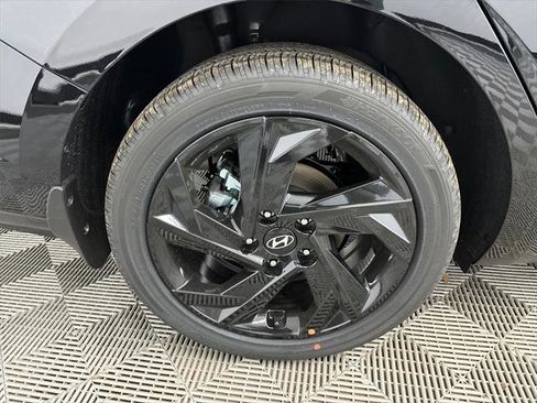 New 2026 Hyundai Elantra SEL Sport image 17