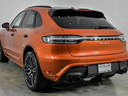 Used 2023 Porsche Macan S AWD/4WD image 7