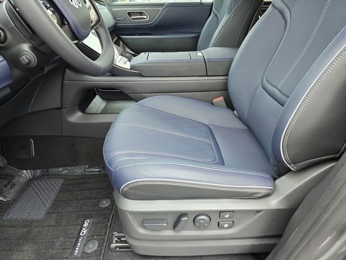 New 2026 INFINITI QX80 4WD image 15