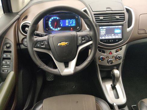 Used 2016 Chevrolet Trax LT w/ LT Convenience Package FWD image 22