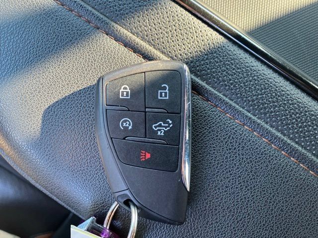 Used 2022 GMC Sierra 1500 AT4 w/ AT4 Preferred Package AWD/4WD image 13
