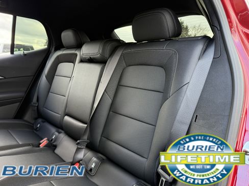 New 2026 Chevrolet Equinox EV LT image 30