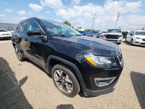 Certified 2018 Jeep Compass Limited w/ Navigation Group AWD/4WD image 23