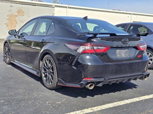 Used 2022 Toyota Camry TRD w/ TRD Package w/JBL Audio FWD image 5