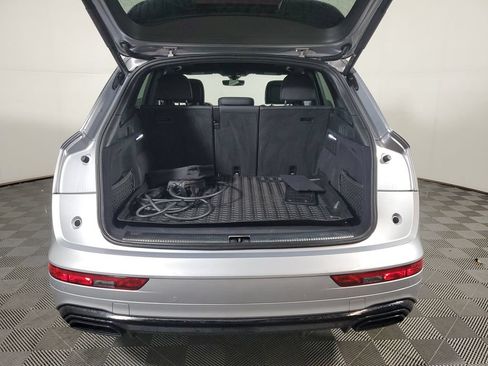 Used 2024 Audi Q5 e Premium Plus AWD/4WD image 9