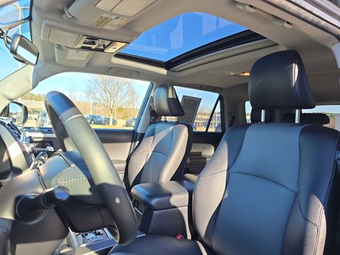 Used 2015 Toyota 4Runner SR5 Premium image 14