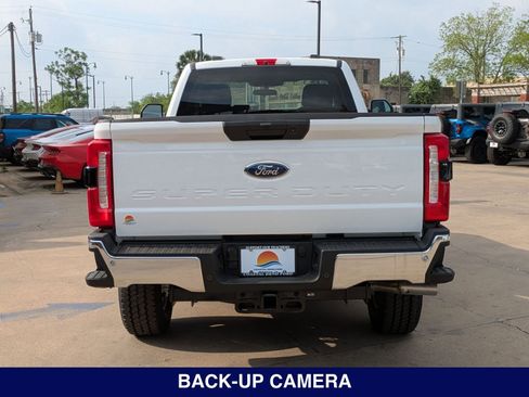 New 2025 Ford F350 XLT w/ 360-Degree Camera Package image 7