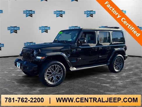 Certified 2022 Jeep Wrangler Unlimited Sahara image 1