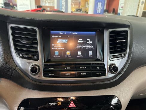 Used 2018 Hyundai Tucson SEL image 15