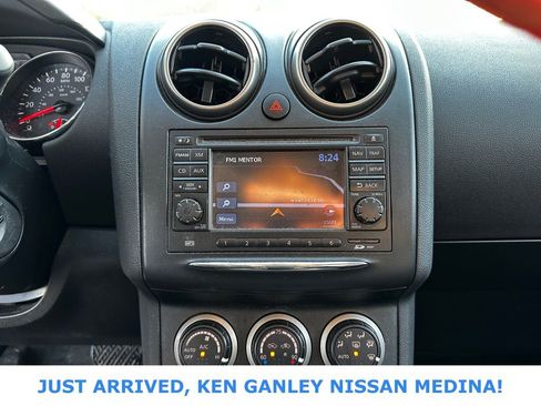 Used 2012 Nissan Rogue SL image 11