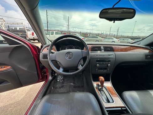 Used 2005 Buick LaCrosse CXS w/ Chrome Appearance Package FWD image 30