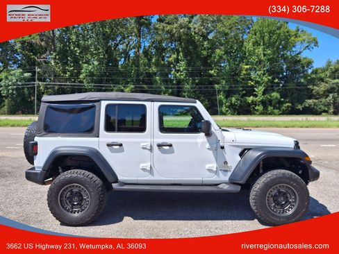 Used 2018 Jeep Wrangler Unlimited Sport S image 2