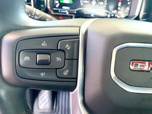 Used 2023 GMC Sierra 1500 Elevation image 32