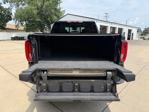 Used 2022 GMC Sierra 1500 Denali AWD/4WD image 36