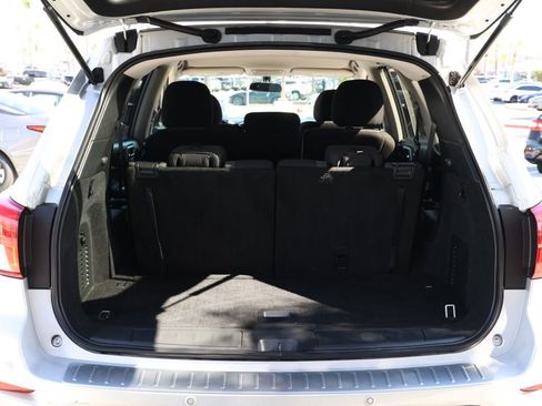 Used 2020 Nissan Pathfinder S image 16