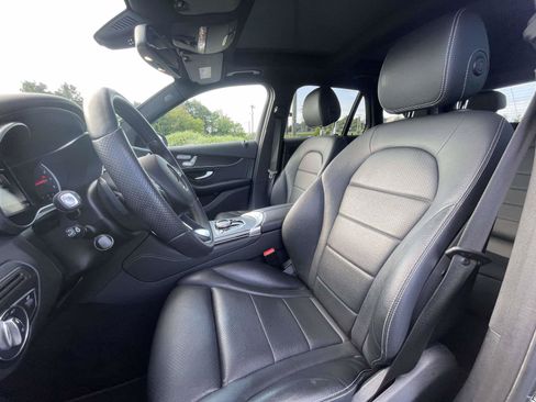 Used 2017 Mercedes-Benz GLC 300 4MATIC image 17