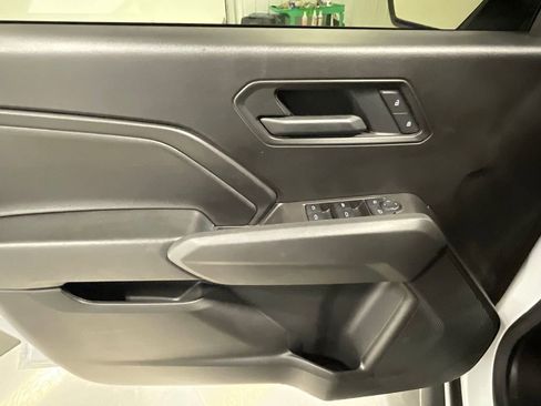 Used 2025 Chevrolet Colorado Trail Boss AWD/4WD image 20