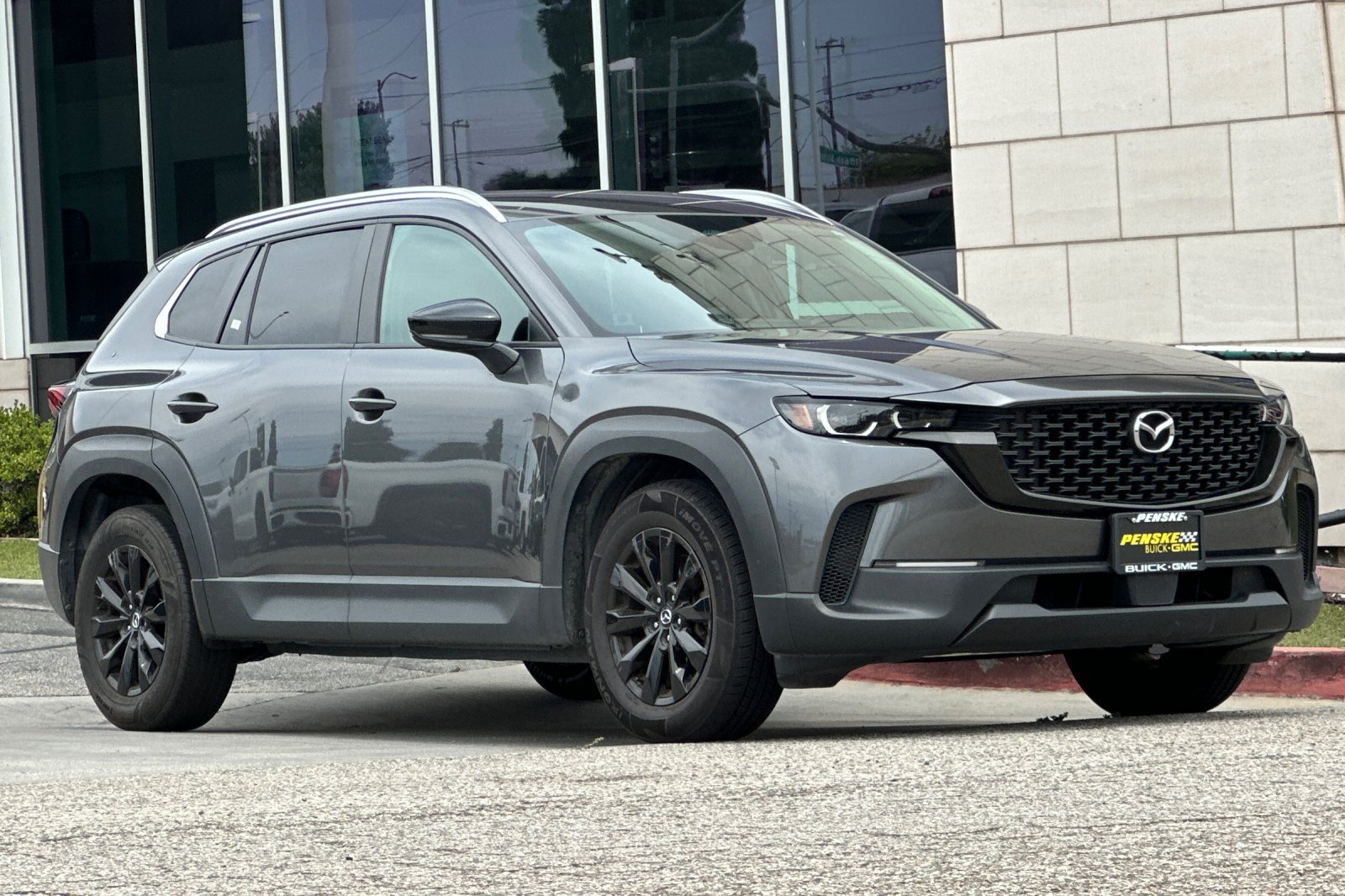 Used 2025 MAZDA CX-50 AWD 2.5 S w/ Preferred Package image 2