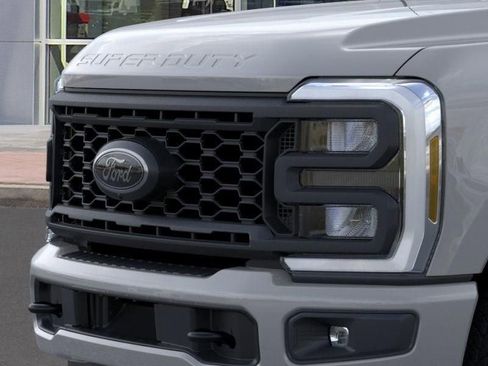 New 2025 Ford F250 Lariat w/ Lariat Ultimate Package image 17