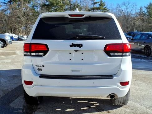 Used 2022 Jeep Grand Cherokee Laredo X AWD/4WD image 27