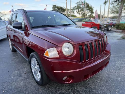 Used 2010 Jeep Compass Sport FWD image 8