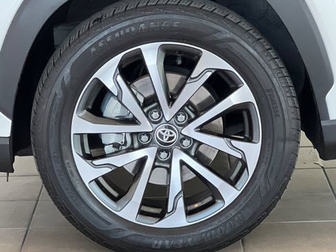 Certified 2023 Toyota Corolla Cross XLE FWD image 26