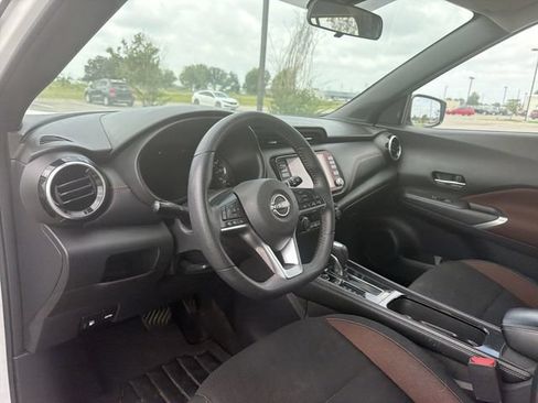Used 2024 Nissan Kicks SR FWD image 10