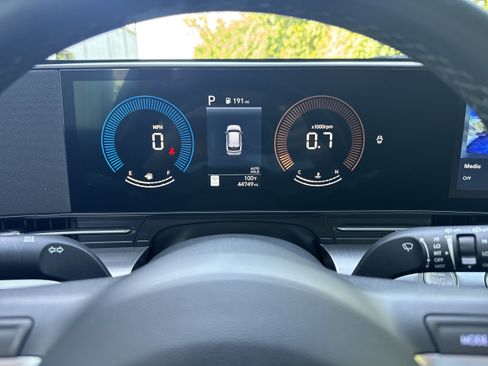 Used 2025 Hyundai Kona SEL AWD/4WD image 20