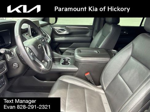 Used 2022 Chevrolet Tahoe Z71 w/ Luxury Package AWD/4WD image 24