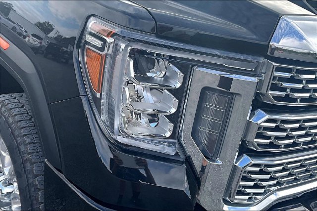 Used 2023 GMC Sierra 2500 Denali w/ Denali Ultimate Package AWD/4WD image 33