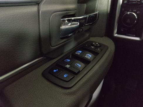 Used 2019 RAM 1500 Big Horn RWD image 27
