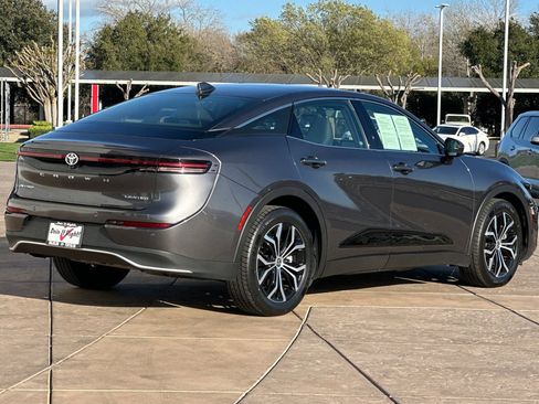 Certified 2024 Toyota Crown Limited image 4