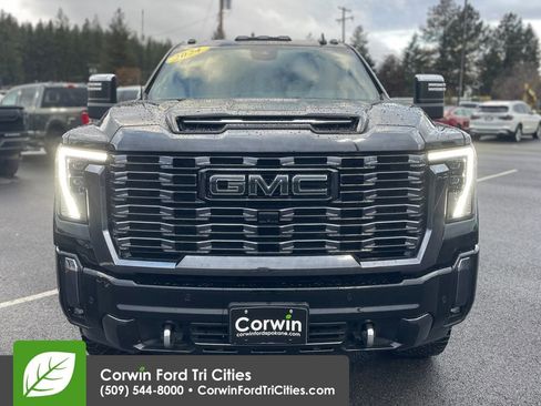 Used 2024 GMC Sierra 3500 Denali Ultimate image 6