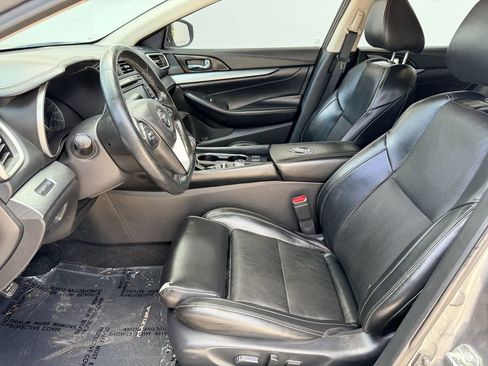 Used 2018 Nissan Maxima 3.5 SV image 12